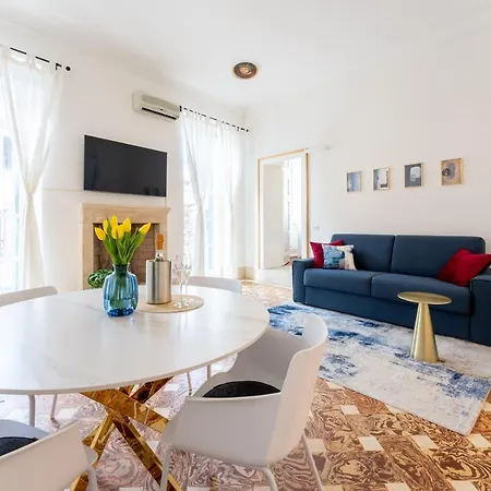 Corso Cavour Luxury Апартаменты *