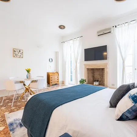 Corso Cavour Luxury * Верона